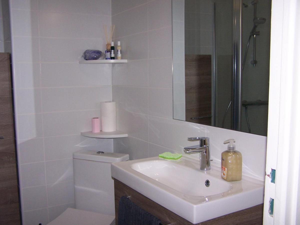 Studio A 200 Metres De La Plage Canet-en-Roussillon Kültér fotó